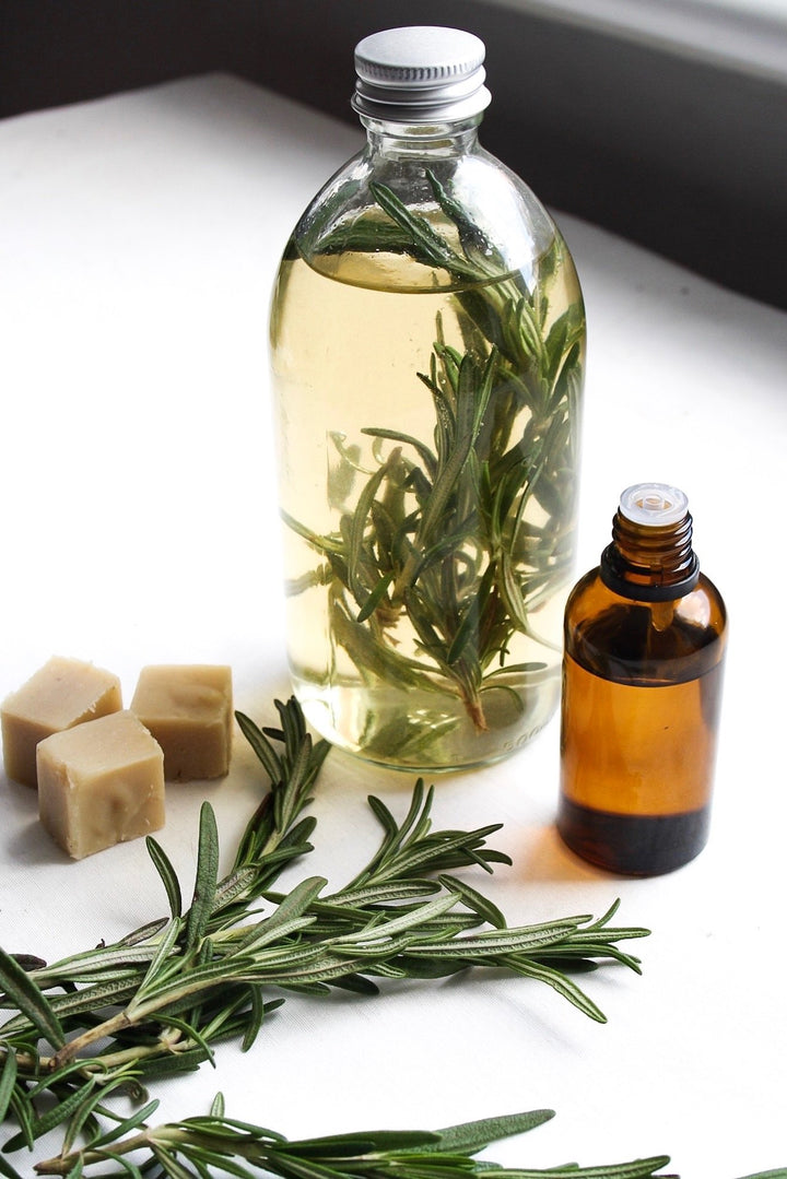 How to Boost your Hair Health: Apple Cider Vinegar & Rosemary Recipe