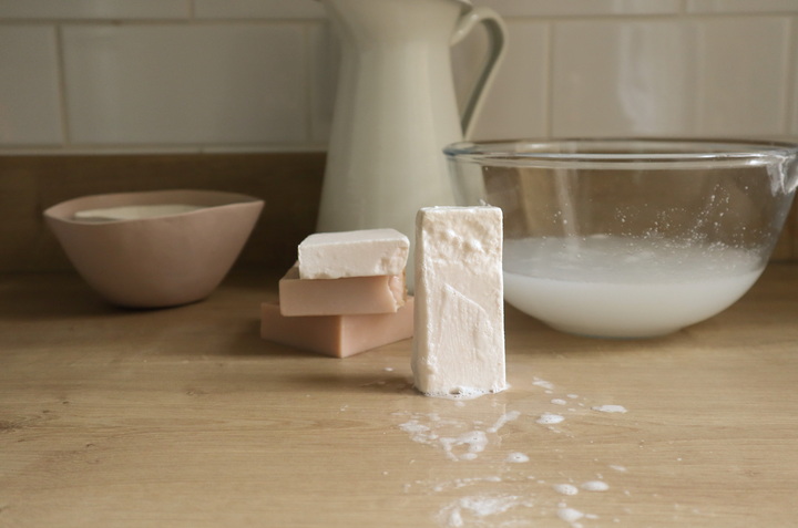 How to Make Pink Himalayan Salt Soap: A Cleansing and Uplifting Recipe